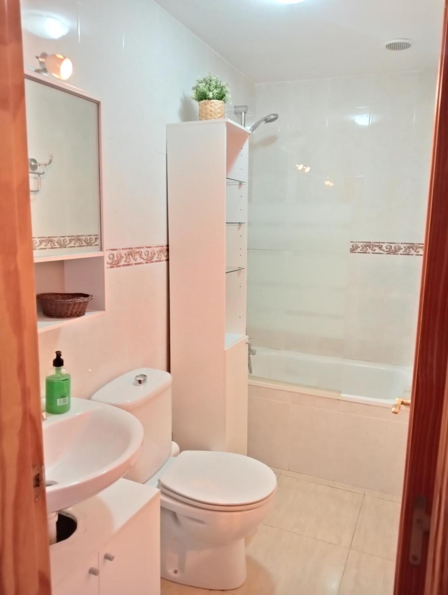 Centre Apartment *